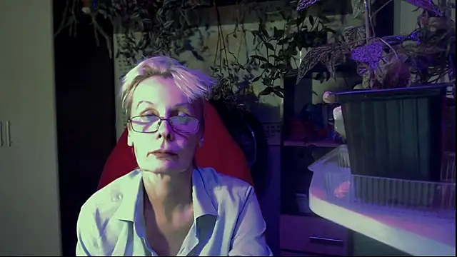 HelgaHimmell online show from August 2026 07:34:02 PM