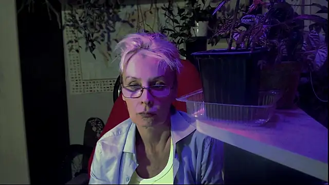HelgaHimmell online show from July 2026 09:25:02 PM