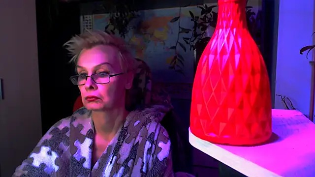 HelgaHimmell online show from March 2026 04:30:02 PM