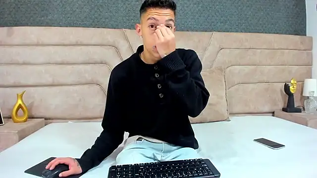 thiago19s online show from June 2026 12:49:02 PM