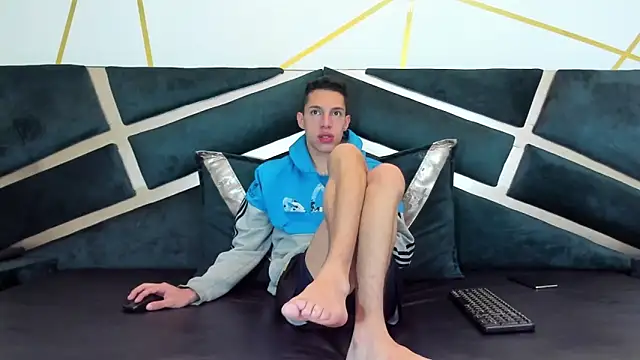 thiago19s online show from May 2026 12:14:02 PM