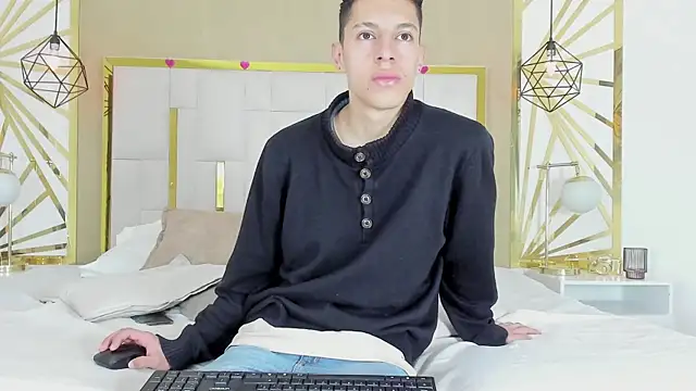 thiago19s online show from December 2025 07:04:01 PM