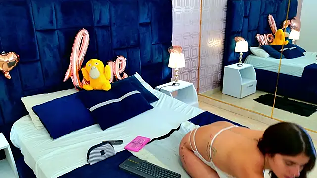 LexaDeRusso online show from February 2026 07:47:02 PM