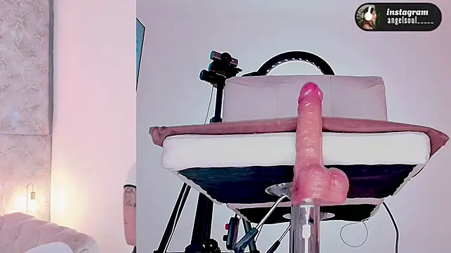 Angelst   online show from March 2026 08:22:03 AM