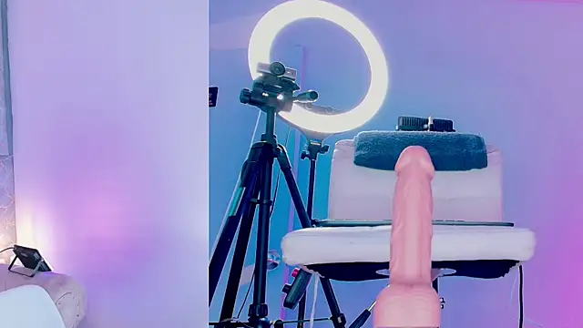 Angelst   online show from March 2026 08:15:01 AM