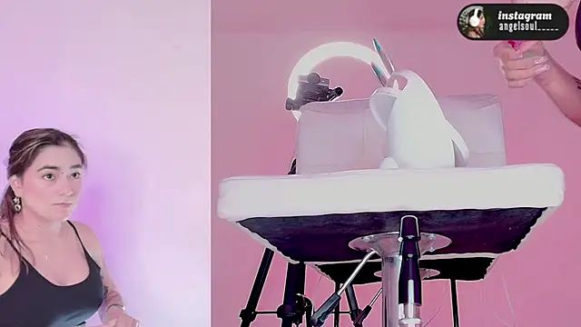 Angelst   online show from March 2026 08:31:01 AM