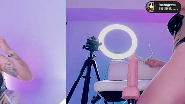 Angelst   online show from April 2026 01:41:01 AM