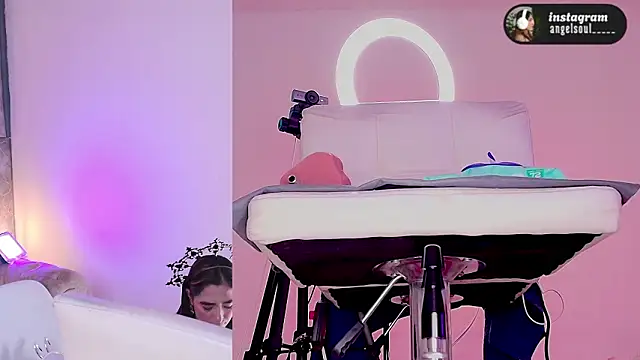 Angelst   online show from March 2026 08:21:02 AM