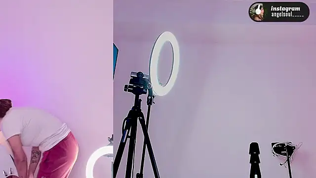 Angelst   online show from March 2026 08:17:01 AM