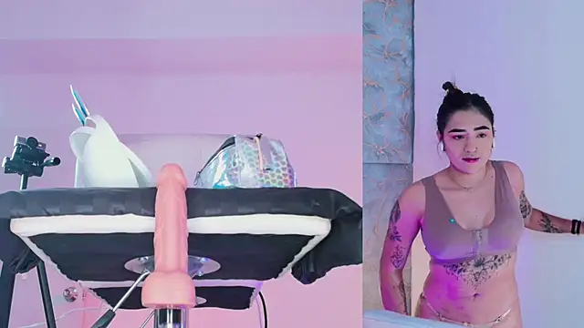 Angelst   online show from November 2025 05:52:02 AM