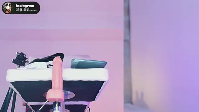 Angelst   online show from November 2025 06:03:02 AM