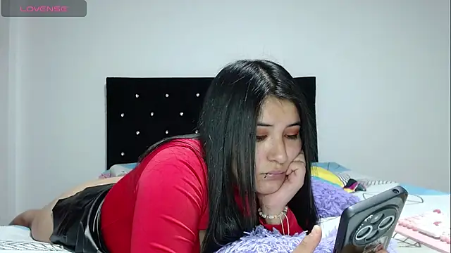 Zasha Kaira online show from May 2026 11:24:01 PM
