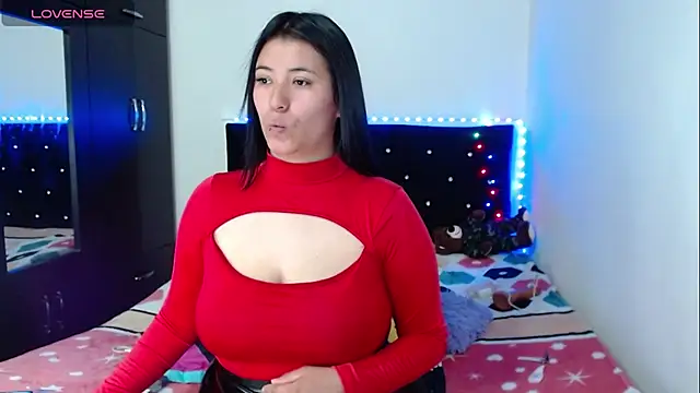 Zasha Kaira online show from December 2025 09:34:01 PM