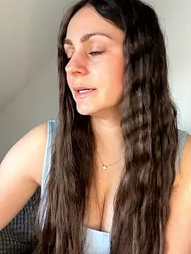 Loella-Rose online show from April 2026 07:02:02 AM