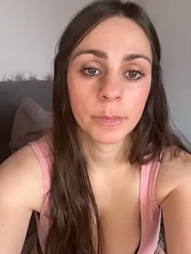 Snapshot of Loella-Rose chatting on January 2025 09:47:01 AM Loella-Rose online show from January 2025 09:47:01 AM