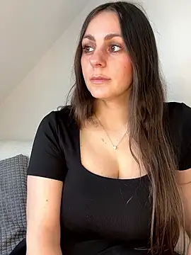 Loella-Rose online show from April 2026 08:27:02 AM