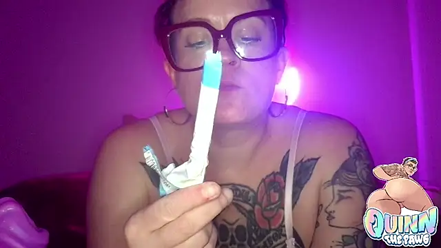 quinnmariexo online show from November 2025 04:57:02 AM