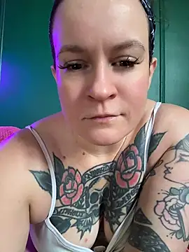 quinnmariexo online show from June 2026 05:00:01 PM