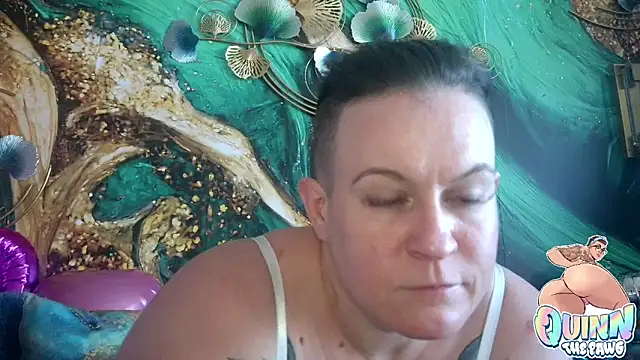 quinnmariexo online show from December 2025 08:13:01 PM