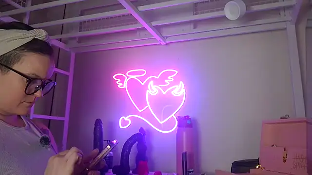 quinnmariexo online show from February 2026 05:27:01 AM