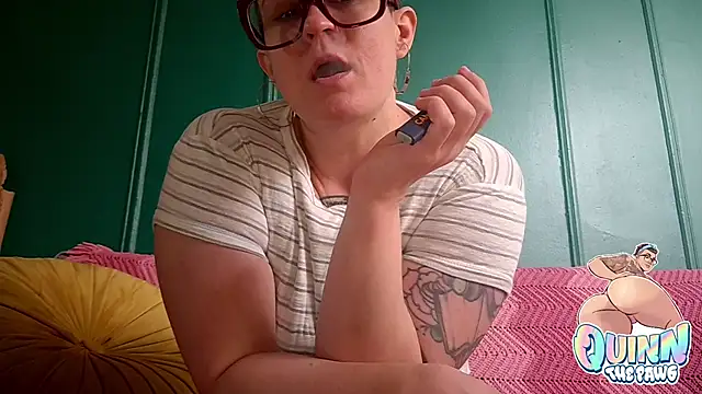 quinnmariexo online show from November 2025 03:59:01 PM