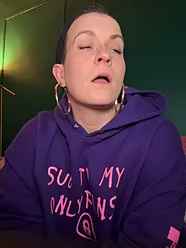 quinnmariexo online show from March 2026 09:19:01 PM