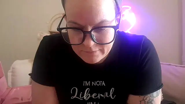 quinnmariexo online show from February 2026 07:12:01 PM