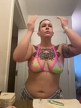 quinnmariexo online show from October 2025 06:30:02 PM