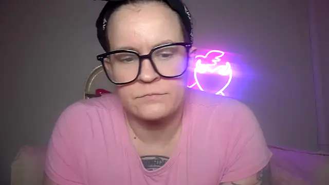 quinnmariexo online show from February 2026 06:41:01 PM