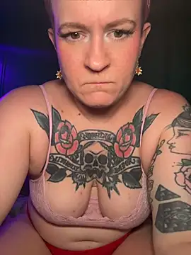 quinnmariexo online show from June 2026 07:47:02 PM