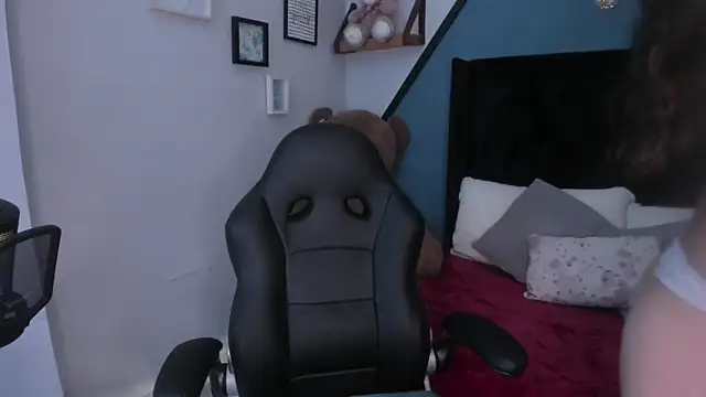 youpinkgirl  online show from October 2025 08:45:01 PM