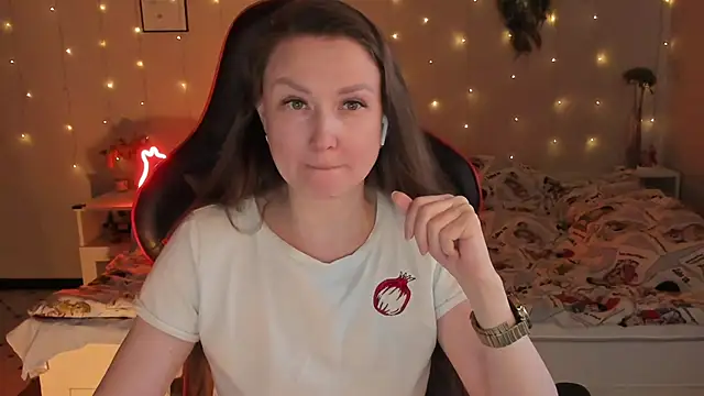 desperatehousewife   online show from April 2026 04:04:01 AM