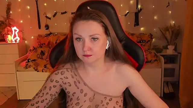 desperatehousewife   online show from October 2025 06:09:02 PM