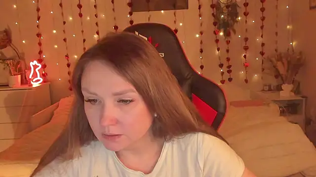 desperatehousewife   online show from February 2026 07:03:02 PM