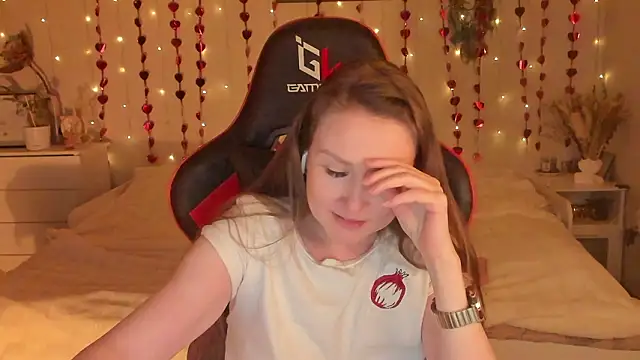 desperatehousewife   online show from February 2026 07:03:01 PM