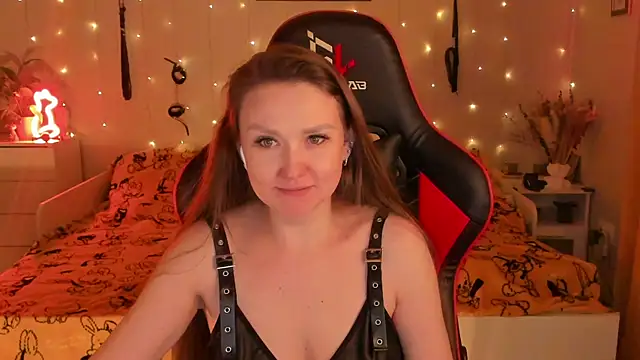 Snapshot of desperatehousewife__ chatting on October 2025 07:38:02 PM desperatehousewife   online show from October 2025 07:38:02 PM