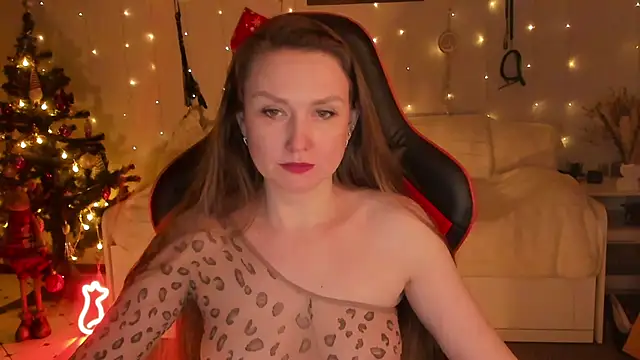 desperatehousewife   online show from December 2025 04:43:02 PM