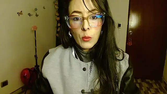 ella peck online show from November 2025 05:18:02 AM