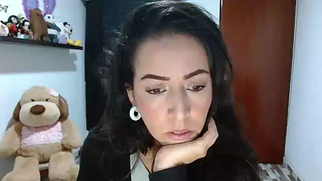 ella peck online show from February 2025 01:29:02 AM