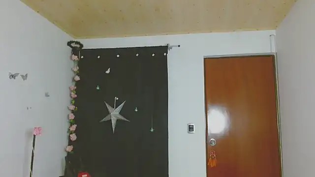 ella peck online show from February 2026 04:57:01 AM