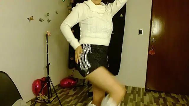 ella peck online show from November 2025 12:43:02 AM