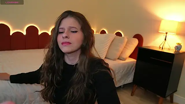 cuteface bigass  online show from June 2026 06:34:02 PM