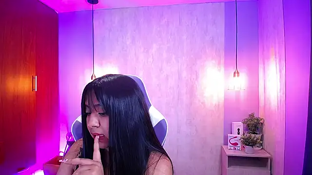 Snapshot of danny_goddess chatting on March 2025 03:29:01 AM danny goddess online show from March 2025 03:29:01 AM