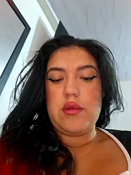 Sophie-hatter online show from November 2025 03:05:01 PM