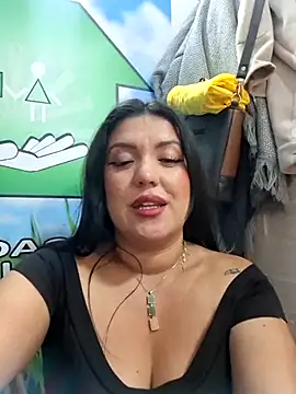 Sophie-hatter online show from June 2026 03:22:02 PM