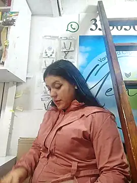 Sophie-hatter online show from March 2025 07:04:01 PM