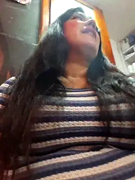 Sophie-hatter online show from May 2026 02:01:01 PM