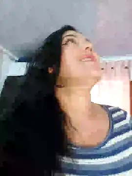 Sophie-hatter online show from October 2025 03:00:01 PM