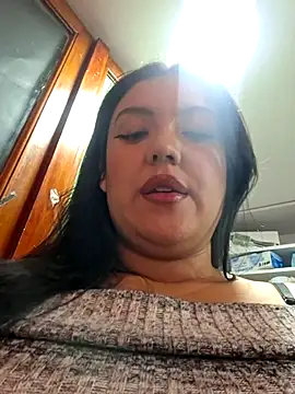 Sophie-hatter online show from April 2026 03:15:02 PM