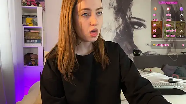 LinaWitch online show from February 2025 08:13:02 AM